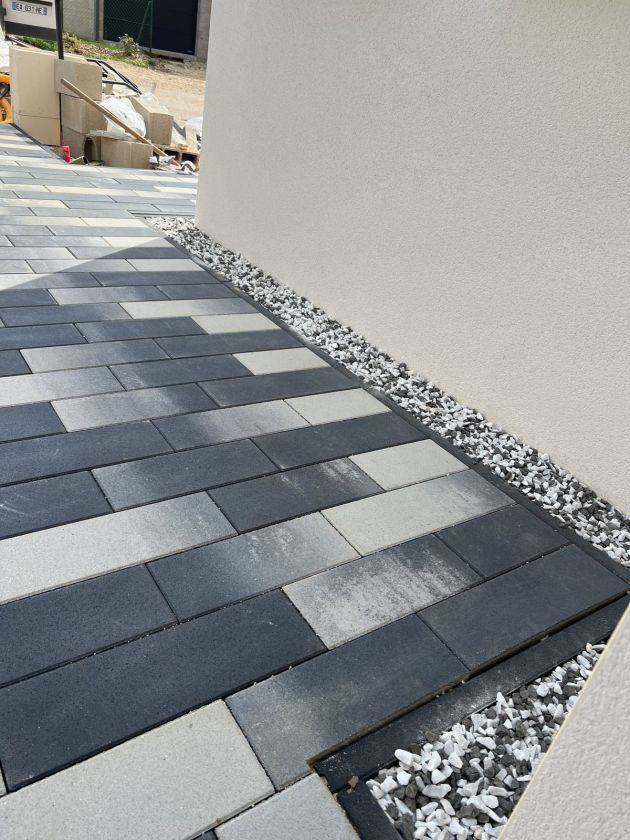 Pavés de terrasse – Extérieur, chantier FK Probat