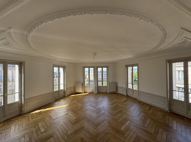 Salon haussmannien – Rénovation intérieure, chantier FK Probat