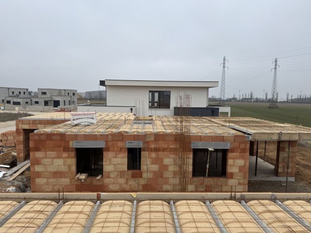 Plancher et murs porteurs – Gros œuvre, chantier FK Probat